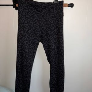 Womens Camo lululemon leggings size 10
